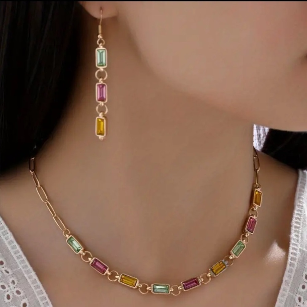 Multi Color Crystal Gold Tone Necklace and Dangle Earrings Set - Picture 2 of 4
